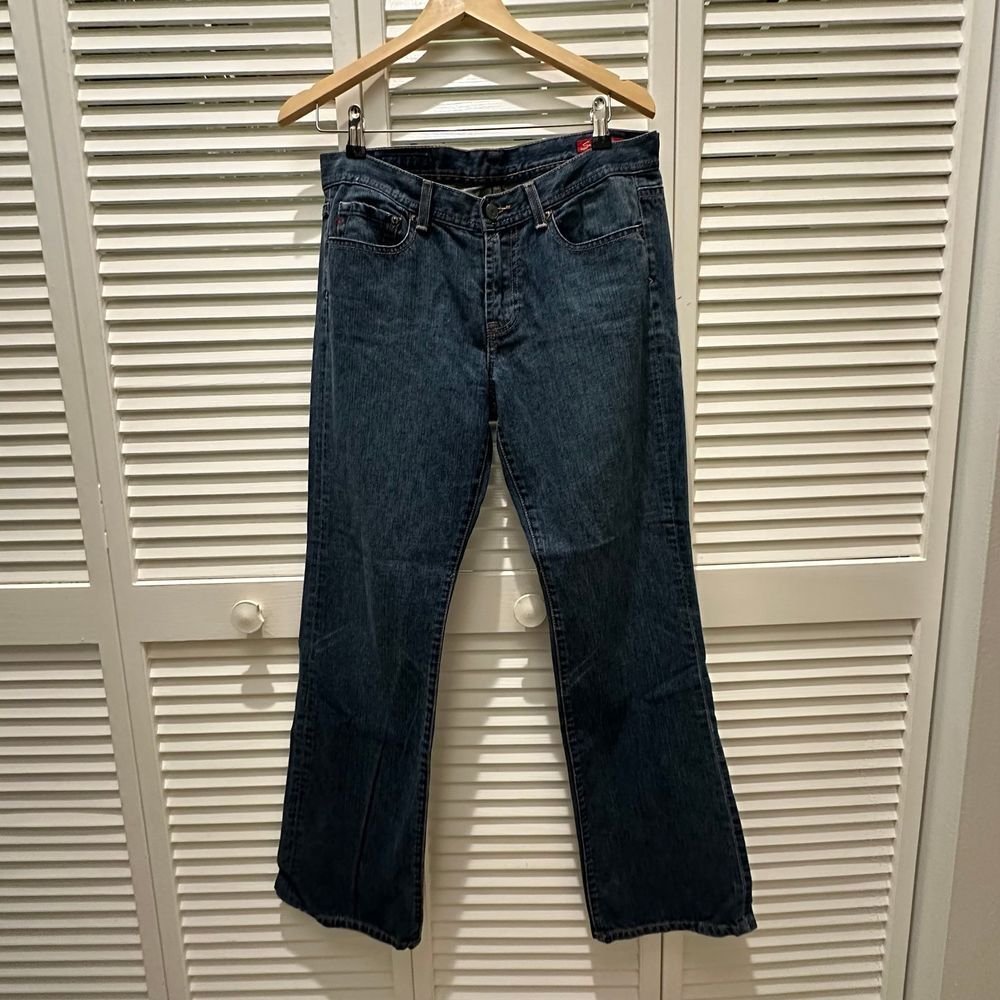 Seven For All Mankind bootcut womans denim jeans in darker wash size‎ 32